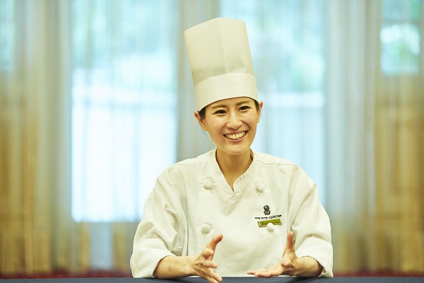 PROFESSIONs No.138 留学で憧れたレストラン製菓の道へ 